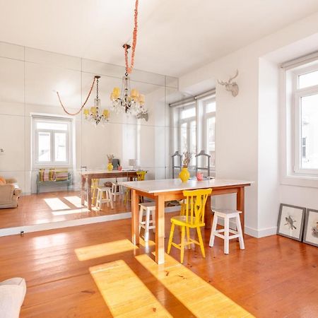 Joivy Chic 2Br Apt In Bairro Alto, 2Mins To Sao Pedro De Alcantara Viewpoint リスボン エクステリア 写真