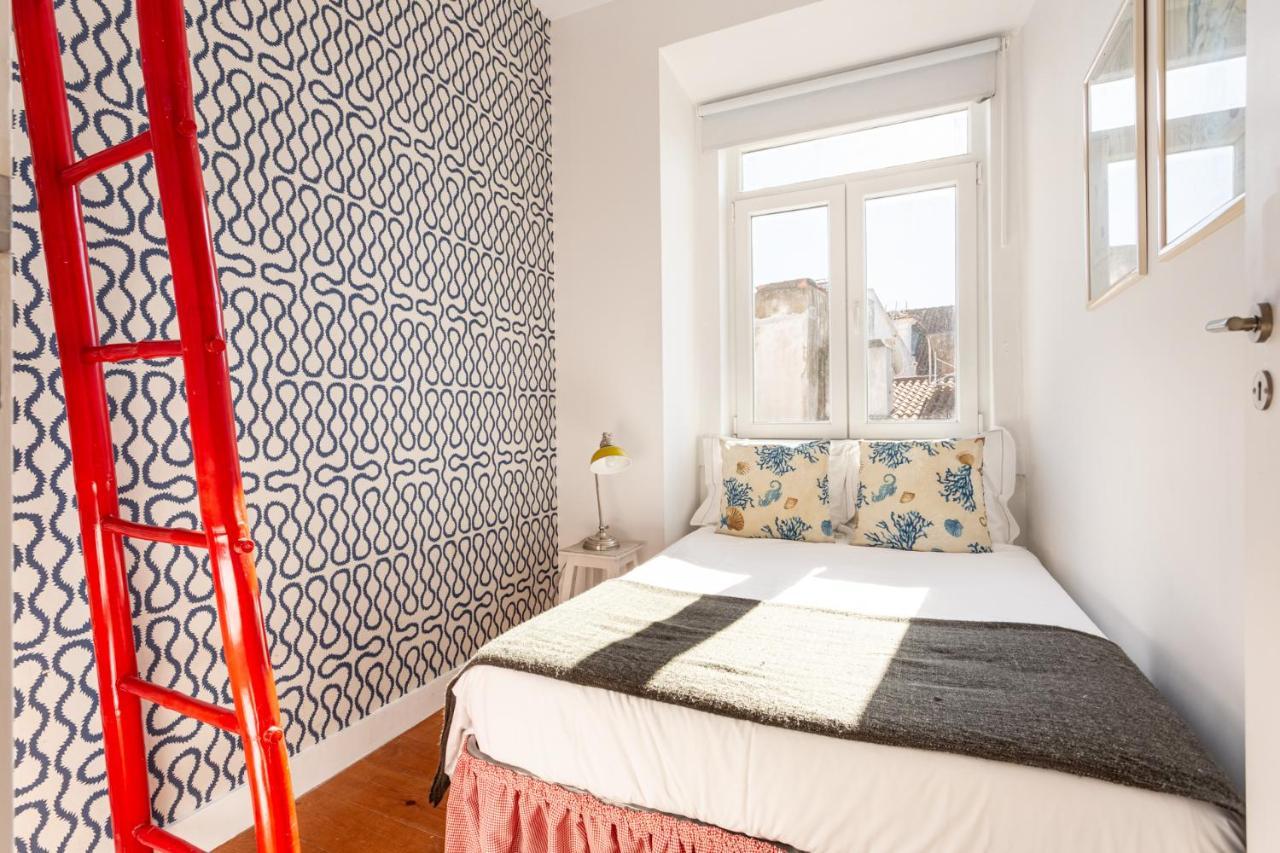 Joivy Chic 2Br Apt In Bairro Alto, 2Mins To Sao Pedro De Alcantara Viewpoint リスボン エクステリア 写真