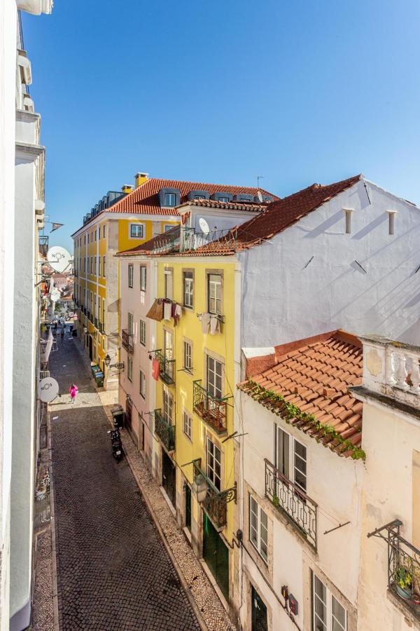Joivy Chic 2Br Apt In Bairro Alto, 2Mins To Sao Pedro De Alcantara Viewpoint リスボン エクステリア 写真
