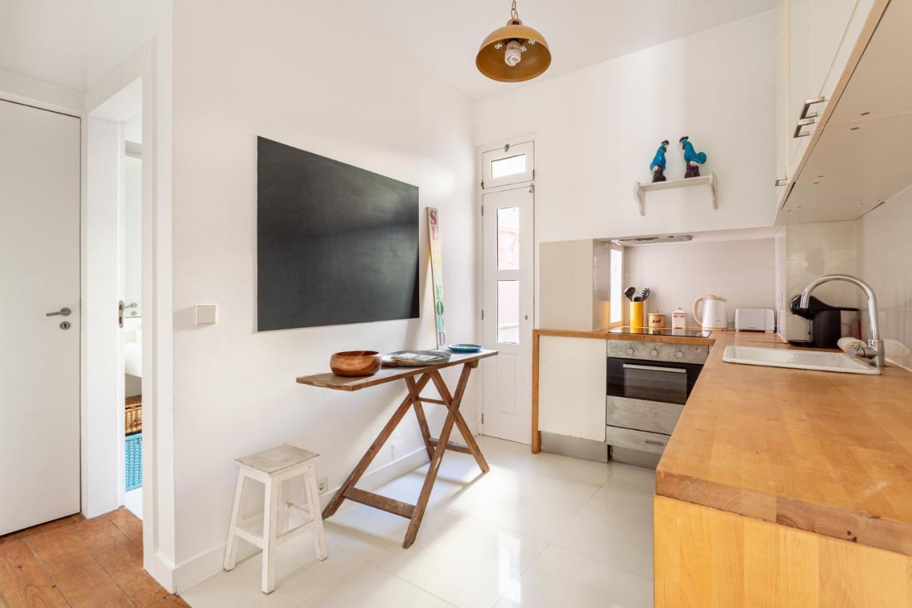 Joivy Chic 2Br Apt In Bairro Alto, 2Mins To Sao Pedro De Alcantara Viewpoint リスボン エクステリア 写真